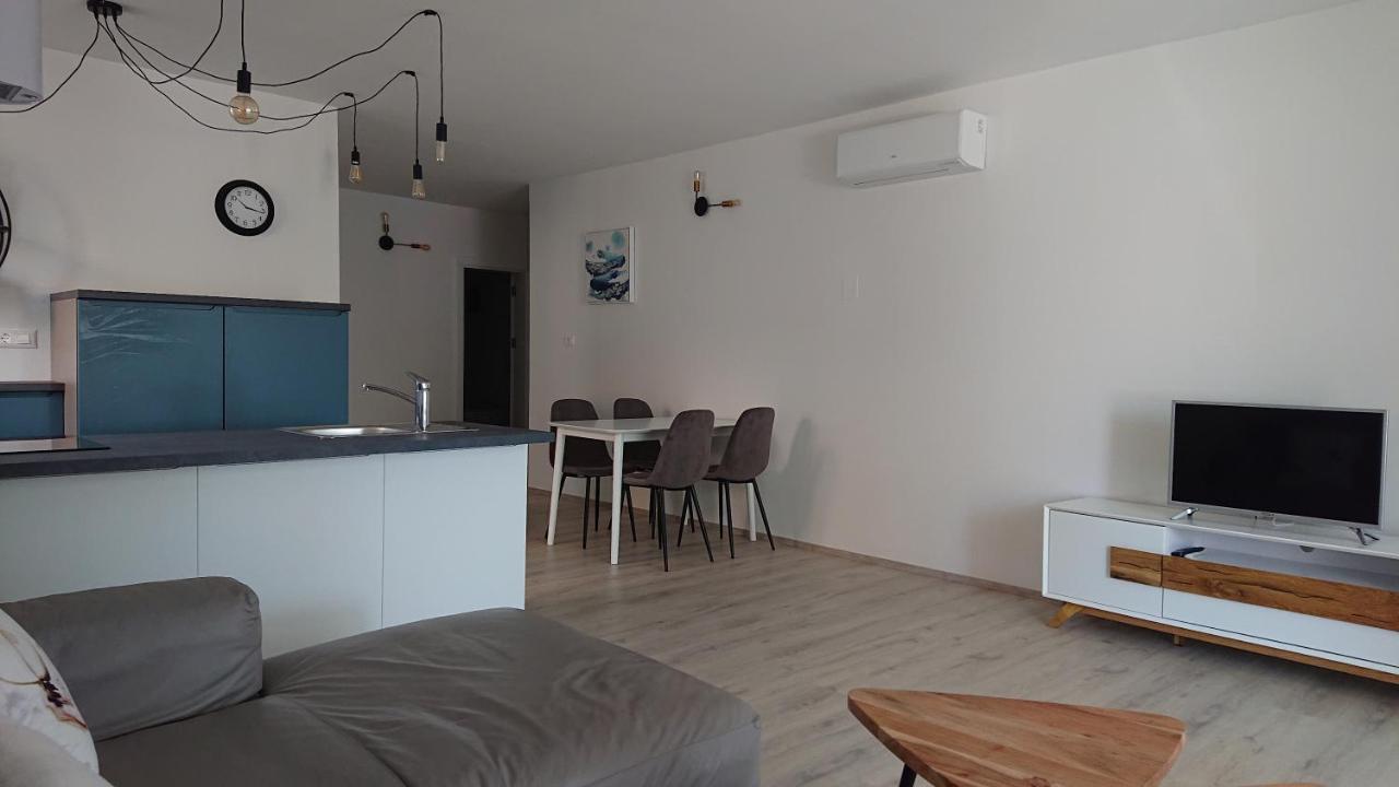 Roza Apartment Đảo Đảo Cres Ngoại thất bức ảnh
