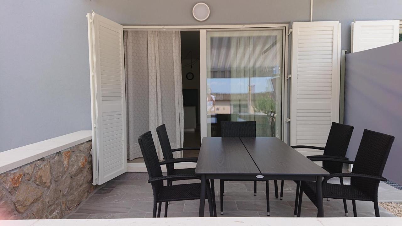 Roza Apartment Đảo Đảo Cres Ngoại thất bức ảnh